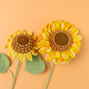 Grande <span class=keywords><strong>fleur</strong></span> <span class=keywords><strong>de</strong></span> <span class=keywords><strong>tournesol</strong></span> artificielle créative en laine tissée au crochet, ruban et graines, pour décoration intérieure et mariage - Product Image 2