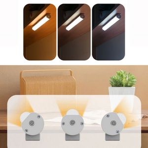 ไฟกลางคืน LED แม่เหล็กเปลี่ยนสีได้ 210 มม. สำหรับห้องนอน ห้องครัว ไฟบันได ชาร์จ USB ได้ พร้อมเซ็นเซอร์ตรวจจับความเคลื่อนไหว - Product Image 1