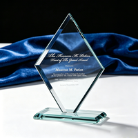 Plaque de récompense en verre de jade transparent Icepeak Shape, trophée en cristal clair pour employés, championnat mensuel, remise de diplôme scolaire