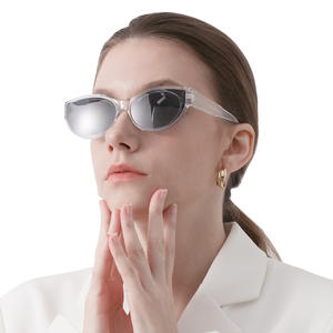 Lunettes de soleil rétro pour femme, monture fine, noires, protection UV400, idéales pour les voyages et la conduite - Product Image 3