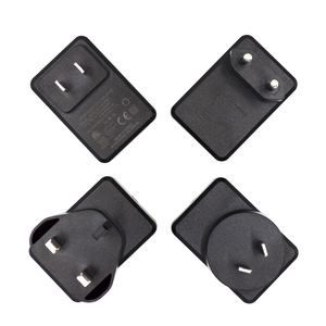 Adaptateur secteur mural de haute qualité 5V 12V 0.6A 0.8A 1A 1.5A 2A avec prises EU AU US UK 8W-12W pour <span class=keywords><strong>Robert</strong></span> - Product Image 1