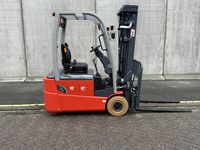 Forklift Baterai Lithium-Ion 1.6 Ton Seri G3 CPD16SQ 4WD dengan Tiang Dua Tingkat dan 80V Dijual