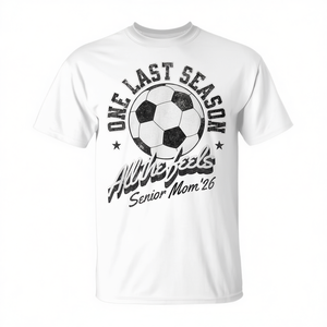 Camiseta Desgastada para Mamá de Jugadora de Fútbol 2026: Una Última Temporada, Todas las Emociones - Product Image 2
