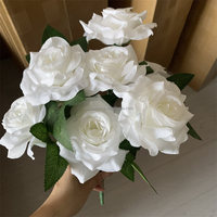 E-969 Bouquet de roses artificielles en soie à 9 têtes, blanc pur, fait main, pour mariage, Noël, Nouvel An chinois