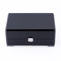 Boîte à bijoux en bois laqué noir brillant sur mesure, avec fermeture métallique, doublure en microfibre, boîte de rangement en bois de luxe pour bijoux et montres