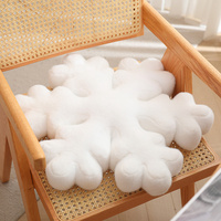 Coussin en peluche super doux personnalisé en forme de flocons de neige de Noël, rembourré en coton PP, pour soulager le stress, coussin de sommeil, décoration de canapé, Noël
