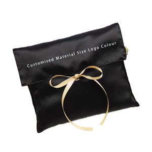 Pochette à rabat en satin réutilisable avec logo personnalisé OEM, haut de gamme, pour l'emballage de vêtements, l'affichage de lingerie - Product Image 2