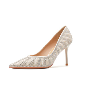 <span class=keywords><strong>Scarpe</strong></span> da donna <span class=keywords><strong>con</strong></span> <span class=keywords><strong>tacco</strong></span> alto a punta da donna <span class=keywords><strong>con</strong></span> <span class=keywords><strong>tacco</strong></span> a spillo <span class=keywords><strong>scarpe</strong></span> <span class=keywords><strong>con</strong></span> pompa poco profonda Shinny di nuovo design <span class=keywords><strong>scarpe</strong></span> da sposa da sposa <span class=keywords><strong>rosse</strong></span> da donna - Product Image 2