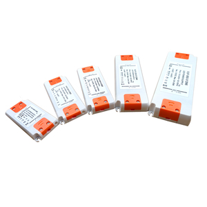 Alimentation électrique pour LED à tension constante de <span class=keywords><strong>classe</strong></span> 2, 230 V 240 V AC vers DC 12 V 24 V 4 <span class=keywords><strong>A</strong></span> 96 W 100 W - Product Image 1