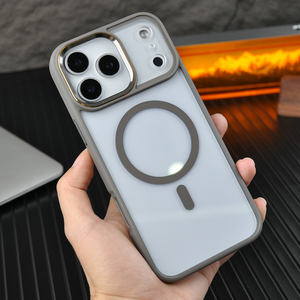 Bestseller: Kristallklare, Stoßfeste und Robuste Transparente Magnethülle mit TPU-Bumper und PC-Rückseite für iPhone 17 Pro Max - Product Image 2