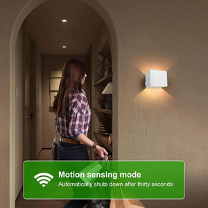 7800MAH Magnétique Carré Cube Applique Murale USB Rechargeable Led Applique Détecteur de Mouvement Éclairage Intérieur Salon Charge Lumière - Product Image 3