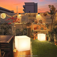 Chaise, table et tabouret LED rechargeables Infinity Cube pour discothèque, meubles décoratifs pour l'extérieur et le salon