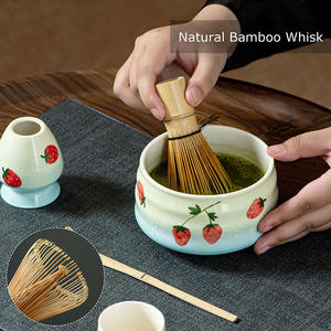 Ensemble de thé Matcha en céramique 5 pièces, motif fraise, peint à la main, design moderne et épuré, style Song, best-seller - Product Image 3