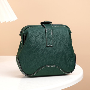 Sac à rouge à lèvres en cuir véritable personnalisé de haute qualité, <span class=keywords><strong>mini</strong></span> sac de voyage portable pour maquillage, petit sac de rangement pour bijoux en cuir pleine fleur - Product Image 3