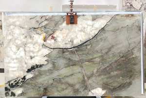 Dalle de pierre verte luxueuse polie moderne pour mur d'accent rétroéclairé intérieur, veines de jade naturelles, panneau translucide, décoration haut de gamme - Product Image 6