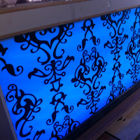 Comptoir de bar LED en forme de L, grand et moderne, personnalisé, pour restaurant, bar à domicile et hôtel, avec construction en surface solide