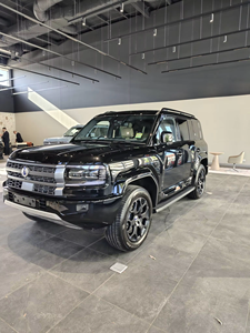 New RHD BYD DENZA B5 Right-Hand Drive Plug-in Hybrid Luxury Off-Road SUV 505kW Max System Output 100km Pure EV NEDC <b>Range</b> - Product Image 2