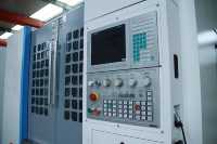 Solution clé en main VMC 855 Centre d'usinage CNC haute vitesse avec déplacement de 800/550/550 mm et broche BT40