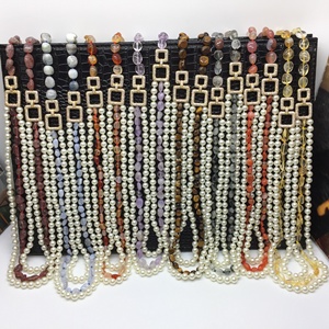 Precio barato 2023 nuevos collares largos de joyería de perlas de concha de moda de piedra natural para mujeres - Product Image 1