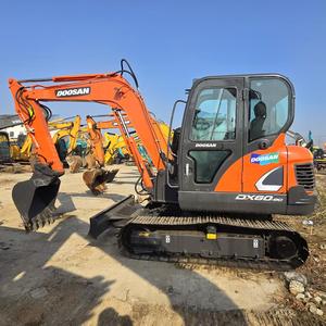 Escavatore Doosan <span class=keywords><strong>60</strong></span> a Basso Costo e Alte Prestazioni |   Macchina Certificata CE con Poche Ore di Utilizzo - Product Image 1