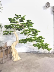 Venta al por mayor de pino falso y árbol de cedro falso de ciprés árbol artificial para decoración de escaleras interiores - Product Image 2