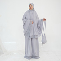 Dubai Turkish Lace Edge Design Solid Color Hijab Prière Mat Storage Bag and Skirt 4-Piece Prayer Set