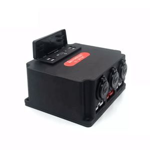 Блок управления питанием 12В с 2 совместимыми разъемами, 6 портами USB, 2 гнездами для прикуривателя и проводкой для автомобилей, морского транспорта, автодомов - Product Image 3