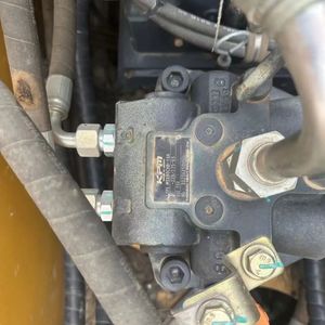 Excavadora Hidráulica Shantui SE135-9W de Alto Rendimiento, 13.5 Toneladas, Ahorro de Energía, con Precio Competitivo para Obras de Construcción - Product Image 5