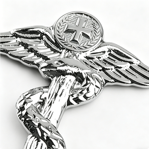Badge en métal personnalisé, croix ailée de caducée médical en relief 2D, pour l'honneur du personnel médical, broche souvenir - Product Image 5