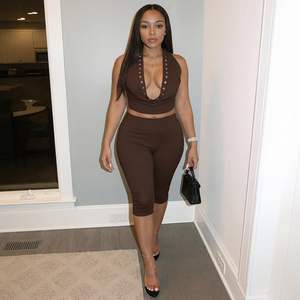 Ensemble Capri 2 Pièces Personnalisé Femme 2026 – Haut Halter Dos Nu et Pantalon – Tenue Sexy Y2K Printemps-Été en Tissu Mémoire Respirant - Product Image 5