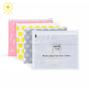 Sacs de poche rembourrés à bulles en plastique Ziplock réutilisables imprimés personnalisés matériau à bulles poly imperméable pour sacs postaux cosmétiques - Product Image 2