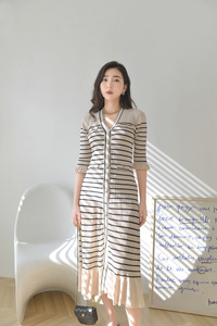 <span class=keywords><strong>Sandro</strong></span> Dress <span class=keywords><strong>Primavera</strong></span> y verano Nuevo francés Slouchy Mujeres Vestido Moda Rayas Vestido de punto Cuello en V Slim-Fit MIDI Falda - Product Image 3