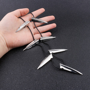 Mayorista Película Cosplay Colgante Collar <span class=keywords><strong>Pantera</strong></span> <span class=keywords><strong>Negra</strong></span> Garra Dientes Colgante Collar Hip Hop punk gargantilla collar Joyería Regalo - Product Image 3