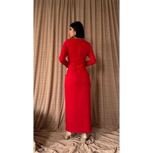 Robe de soirée longue plissée rouge fendue en gros - Product Image 1