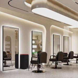 กระจกแต่งผมสำหรับร้านเสริมสวย K Salon พร้อมไฟส่องสว่าง ดีไซน์ขอบเรียบหรูแบบออลอินวัน - Product Image 2
