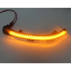 Autodragons Golf Mk7 Clignotant LED dynamique à défilement pour rétroviseur latéral Golf7 7.5 - Product Image 6