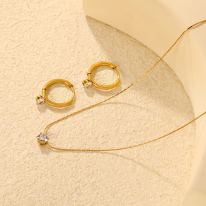 Conjunto de collar con colgante de cristal chapado en oro y pendientes de aro para mujer, joyería fina para uso diario - Product Image 3