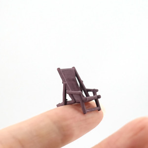 Figurine miniature imprimée en 3D à l'échelle 1:64 IOTA, modèle de jouet en résine plastique personnalisé, homme assis sur une chaise de camping, état neuf, dessin animé - Product Image 3