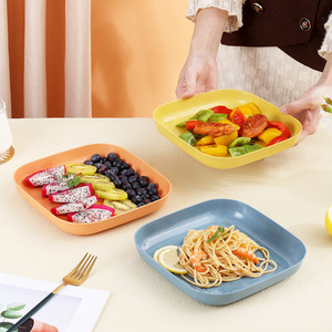 Plato cuadrado de paja de trigo apto para microondas, para frutas, verduras y uso en fiestas. - Product Image 1