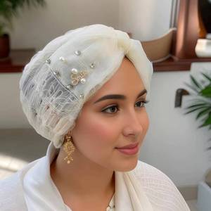 Chapeau en mousseline de soie haut de gamme avec décorations en strass et perles, respirant et écologique, idéal pour les fêtes de fin d'année - Product Image 1
