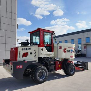 Sofort lieferbarer 1000L 2000L 3000L Betonmischer-LKW, 1,5 m³ mobiler Zementmischer mit Flachauslass, selbstladender Mischer-LKW - Product Image 2