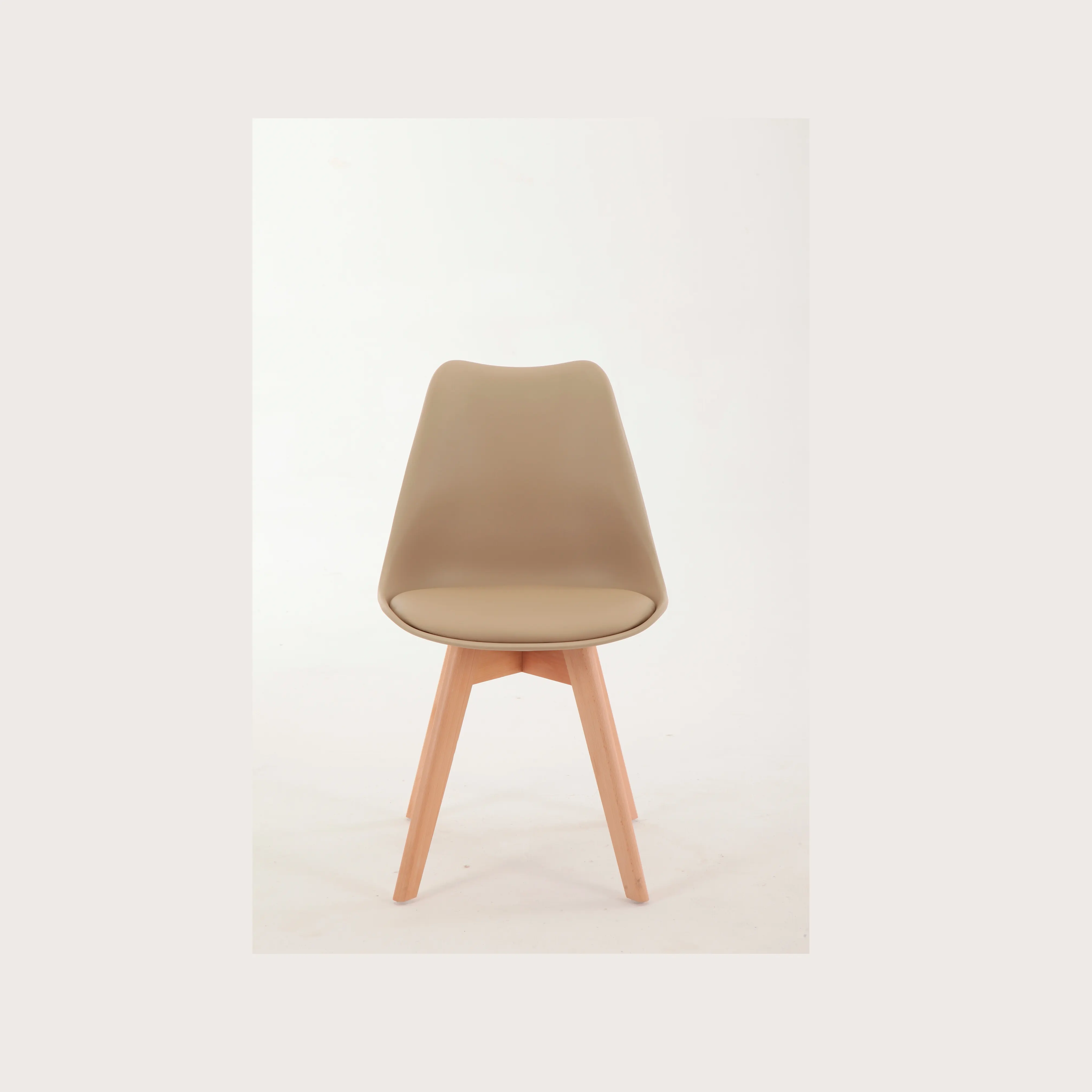 Bester Preis moderne Holzbeine-Esstühle Küche Stühle Pp Kunststoff Metallrahmen Esszimmerstuhl Kunststoffstühle