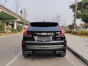 SUV compact de luxe <span class=keywords><strong>2024</strong></span> Essence 2.0T Automatique 2 roues motrices, Intérieur haut de gamme et sécurité avancée, Stock disponible, <span class=keywords><strong>Cadillac</strong></span> <span class=keywords><strong>XT4</strong></span> 28T - Product Image 3
