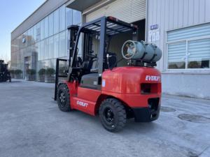 รถยก LPG พร้อมเครื่องยนต์จีน GQ-4Y ขนาด 3 ตัน 2.5 ตัน 3.5 ตัน รถยกเชื้อเพลิงคู่ - Product Image 3