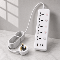 Multiprise industrielle universelle 10A IP44 avec prise 3 broches, interrupteur indépendant, 4 prises CA, 2 ports USB-A et 1 port USB-C, rallonge électrique