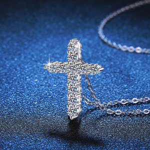 Collar con Colgante de Plata de Ley S925, Simple y Moderno, con Cruz y Cadena de Moissanita, Elegante Regalo - Product Image 3