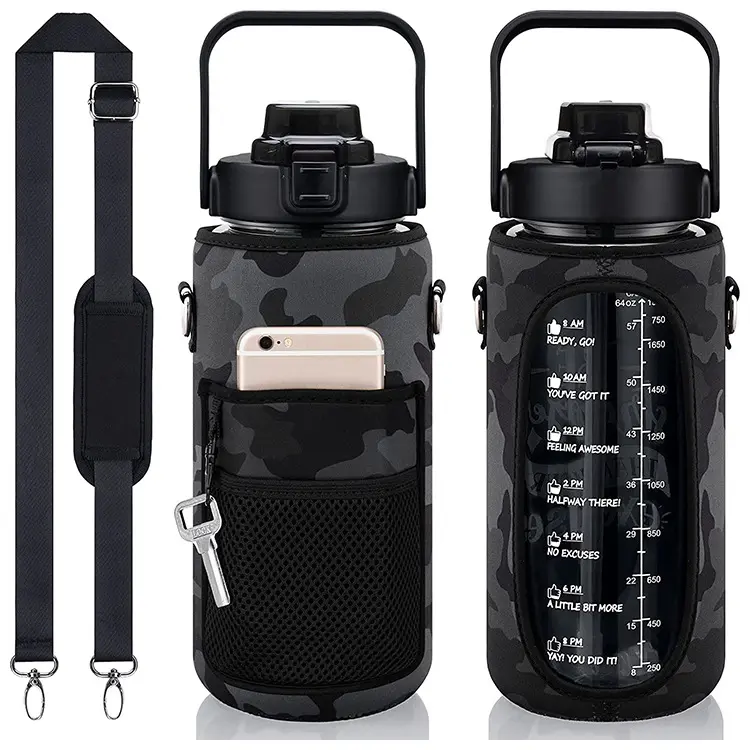 Vendita calda di fabbrica 2L motivazionale Time Marker Gallon bottiglia d'acqua portatile cinturino a mano portabicchieri manicotto protettivo bottiglia personalizzata