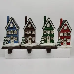 Poly resin Crafts Weihnachts figur Dekor Weihnachts haus Dekorationen CHARMING COTTAGE STOCKING HOLDERS