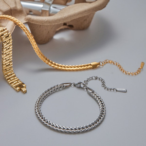 Pulsera de Acero Inoxidable con Cadena Trenzada, Joyería Unisex, Regalo, Tono Plateado - Product Image 4