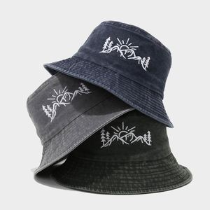 Casquette de pêcheur personnalisée avec broderie de paysage montagneux, en coton délavé, chapeau de pêcheur, chapeau de soleil - Product Image 1